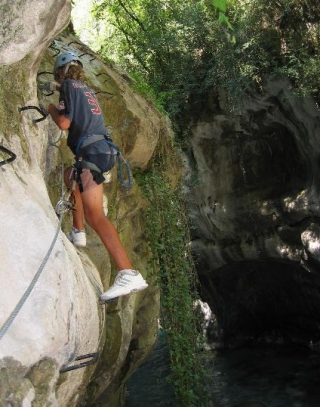  Vía ferrata 
